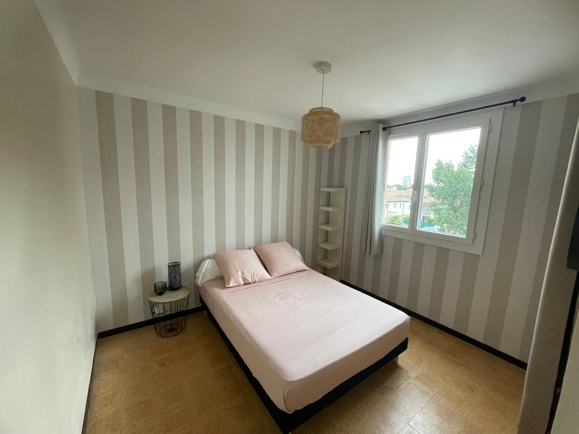 Appartement De Florent อาร์ลส์ ภายนอก รูปภาพ