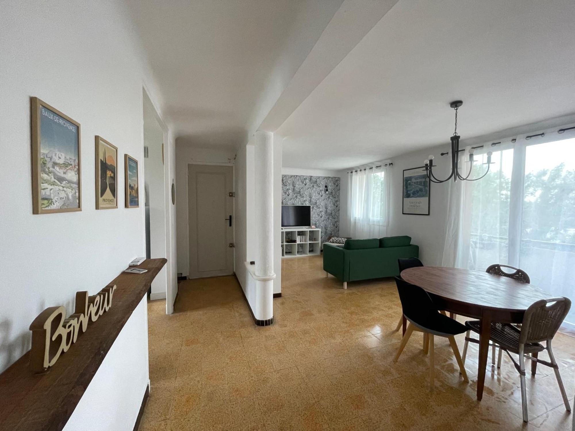 Appartement De Florent อาร์ลส์ ภายนอก รูปภาพ
